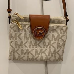 Michael Kors printed canvas crossbody bag